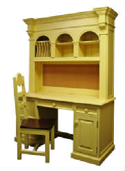 custdeskhutch50xhx57wx12dtop30hx57wx25dbot.jpg
